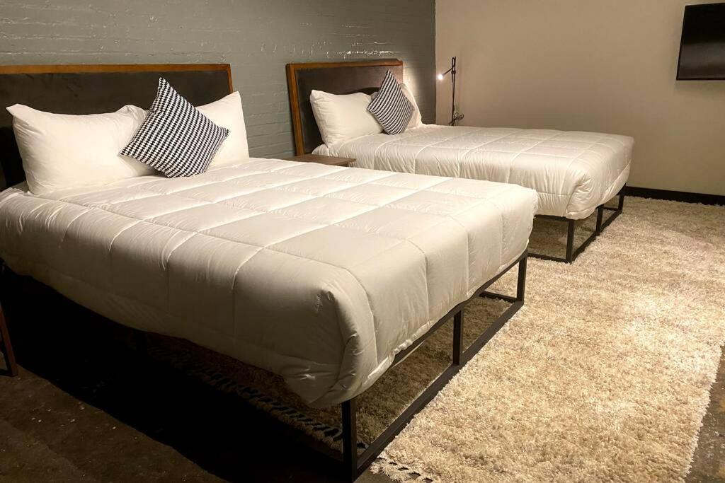 3E-Spacious 2 Bedroom In Oakland, Sleeps 8 بيتسبرغ المظهر الخارجي الصورة